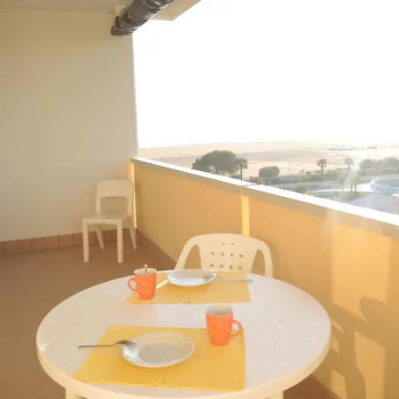 Luminous And Cozy 1 Bedroom With Sea View *