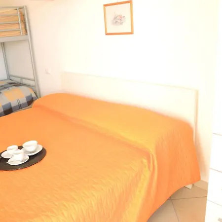 Luminous And Cozy 1 Bedroom With Sea View