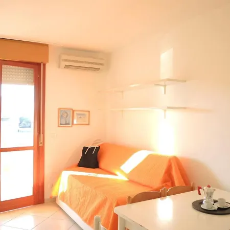 Luminous And Cozy 1 Bedroom With Sea View Apartment